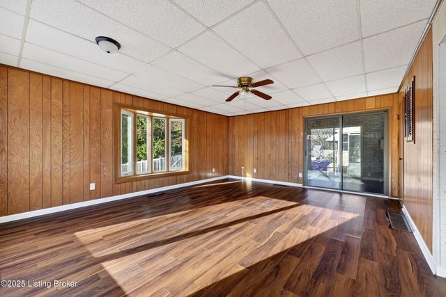 4710 Cliff Ave, Louisville, KY 40215