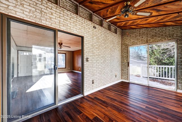 4710 Cliff Ave, Louisville, KY 40215