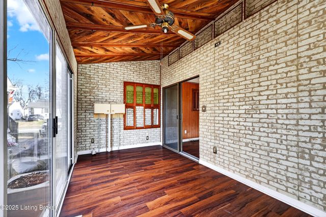 4710 Cliff Ave, Louisville, KY 40215