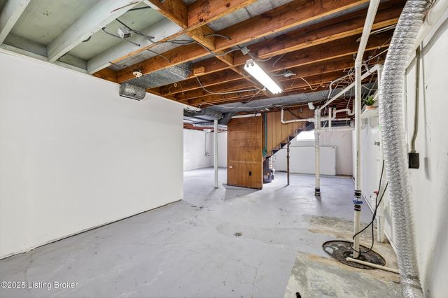 4710 Cliff Ave, Louisville, KY 40215