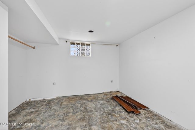 4710 Cliff Ave, Louisville, KY 40215