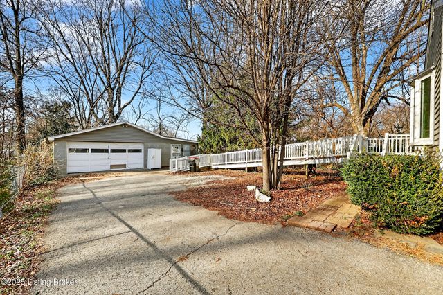 4710 Cliff Ave, Louisville, KY 40215