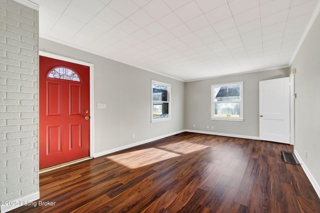 4710 Cliff Ave, Louisville, KY 40215