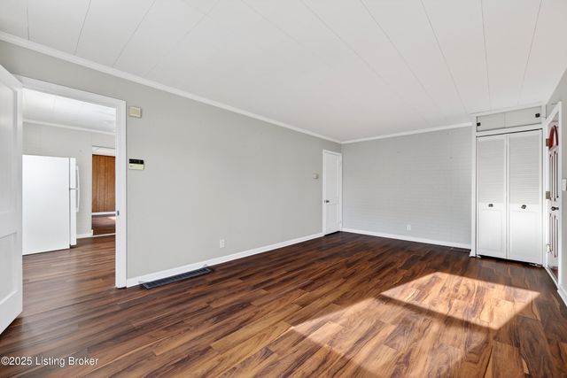 4710 Cliff Ave, Louisville, KY 40215