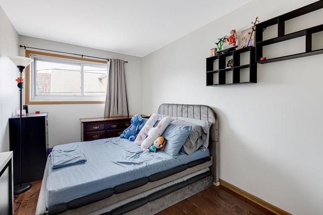 1727 W Estes Avenue C, Chicago, IL 60626