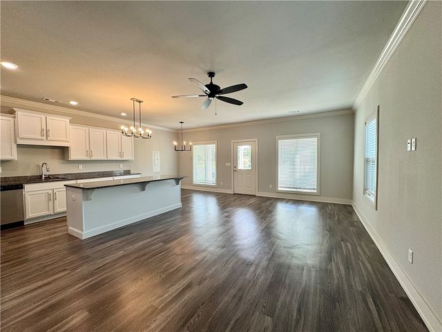 925 NE Heights Lane, Bentonville, AR 72712