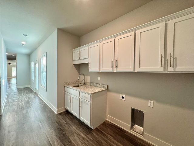 925 NE Heights Lane, Bentonville, AR 72712