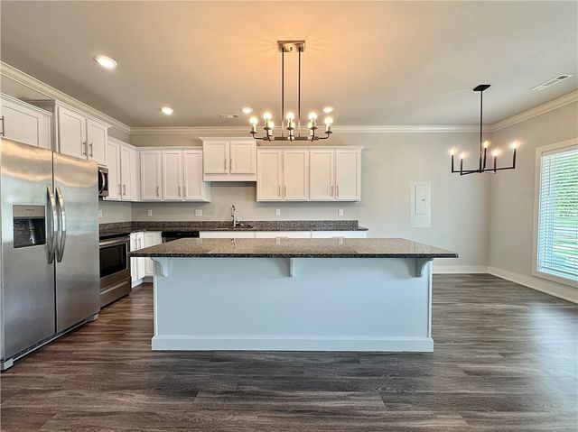 925 NE Heights Lane, Bentonville, AR 72712
