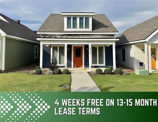 925 NE Heights Lane, Bentonville, AR 72712