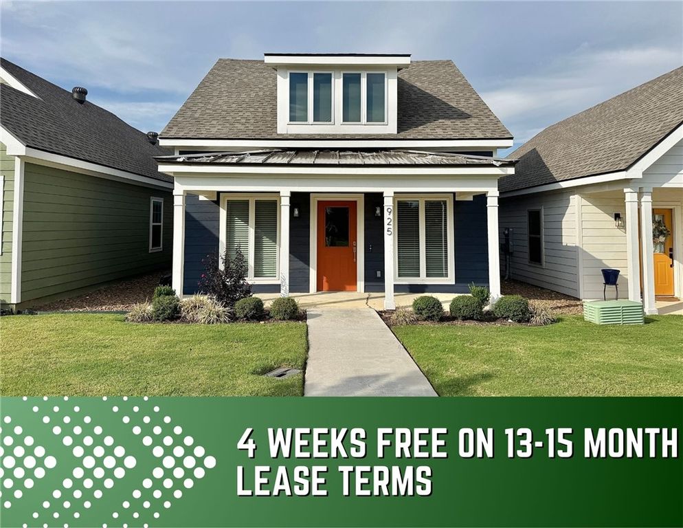 925 NE Heights Lane, Bentonville, AR 72712