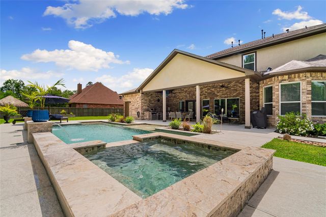 1202 Rocky Falls Lane, Huffman, TX 77336