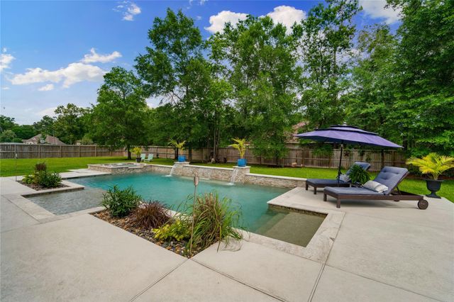 1202 Rocky Falls Lane, Huffman, TX 77336