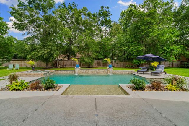 1202 Rocky Falls Lane, Huffman, TX 77336