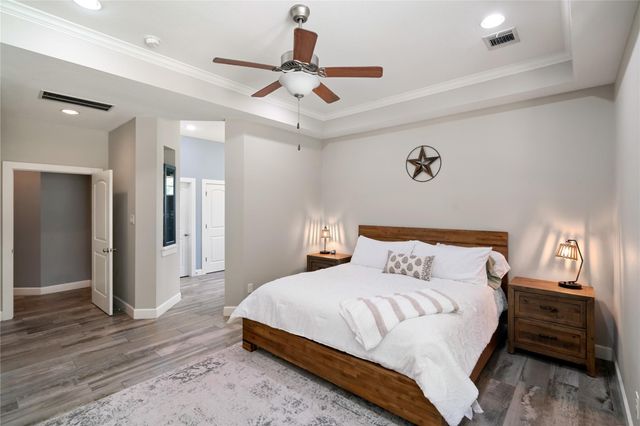1202 Rocky Falls Lane, Huffman, TX 77336