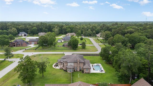 1202 Rocky Falls Lane, Huffman, TX 77336