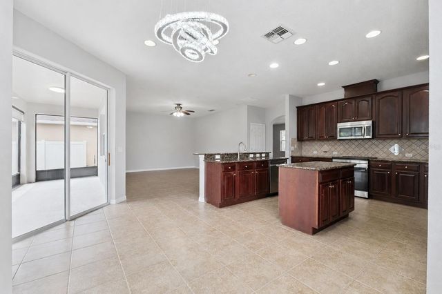 725 LEGACY PARK DRIVE, Casselberry, FL 32707