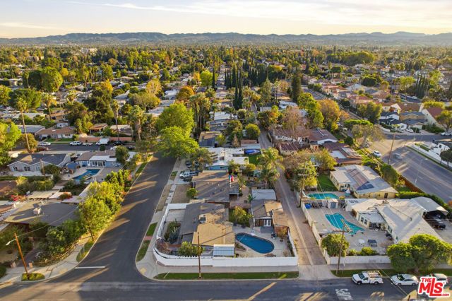 7959 Bothwell Road, Reseda (los Angeles), CA 91335