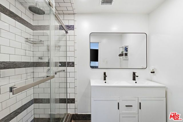 7959 Bothwell Road, Reseda (los Angeles), CA 91335