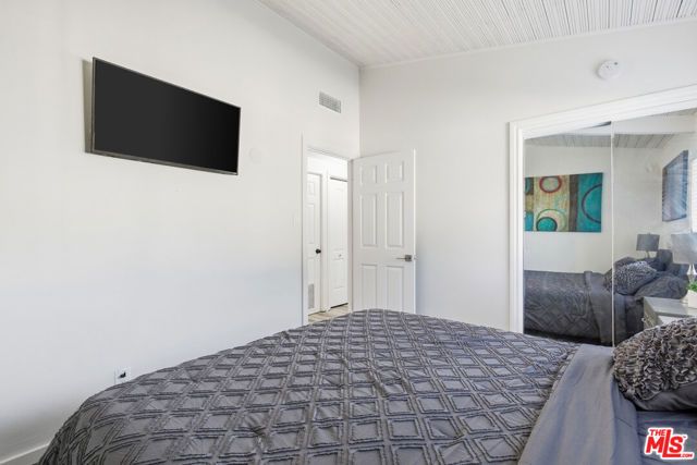 7959 Bothwell Road, Reseda (los Angeles), CA 91335