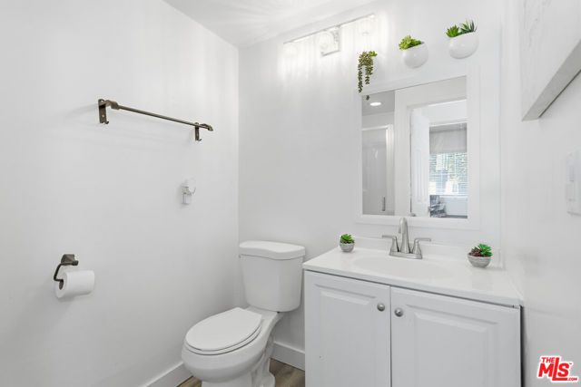 7959 Bothwell Road, Reseda (los Angeles), CA 91335