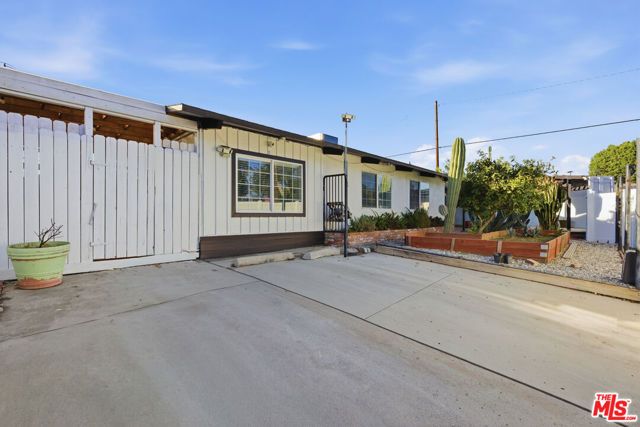 7959 Bothwell Road, Reseda (los Angeles), CA 91335