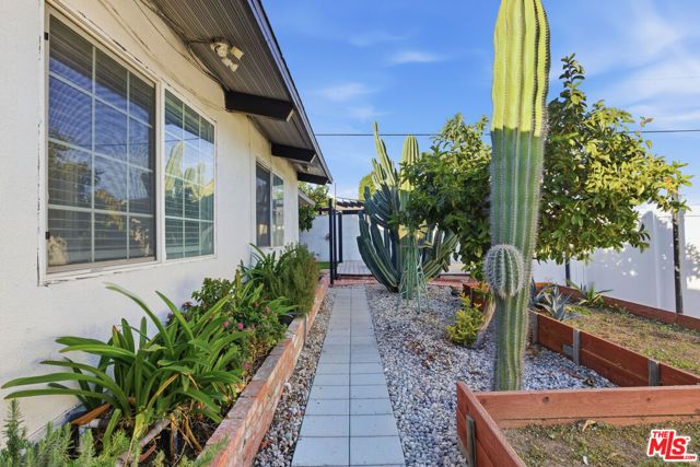 7959 Bothwell Road, Reseda (los Angeles), CA 91335