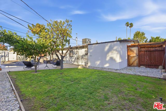 7959 Bothwell Road, Reseda (los Angeles), CA 91335