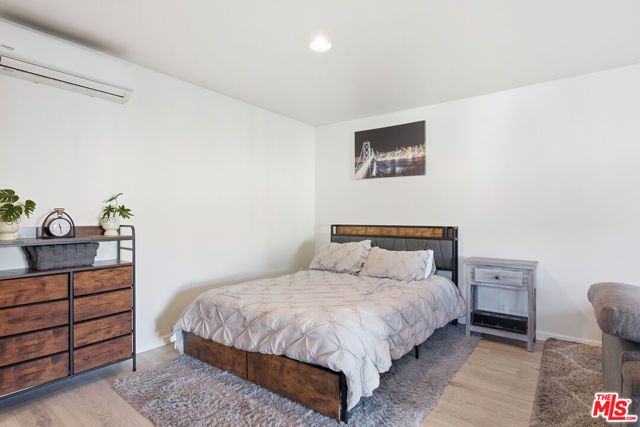 7959 Bothwell Road, Reseda (los Angeles), CA 91335