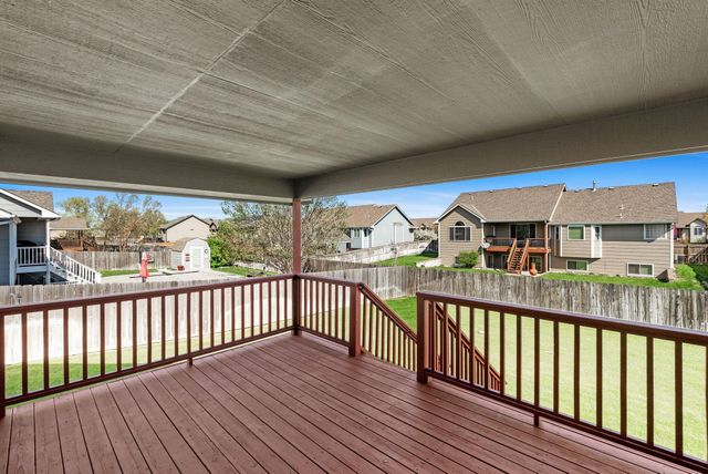 11008 W LANTANA CIRCLE, Wichita, KS 67205