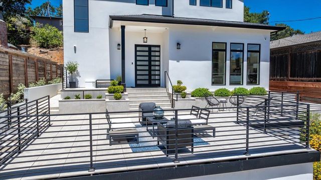 2244 SEMERIA Avenue, Belmont, CA 94002