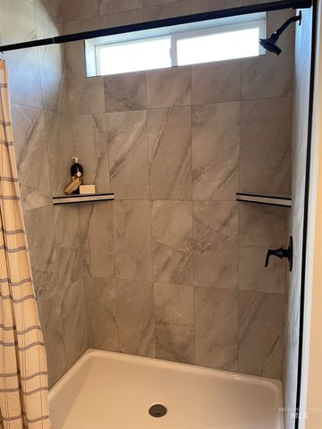 1196 Creekside Way, Twin Falls, ID 83301