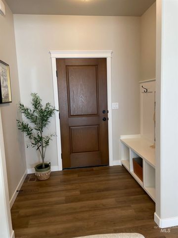 1196 Creekside Way, Twin Falls, ID 83301