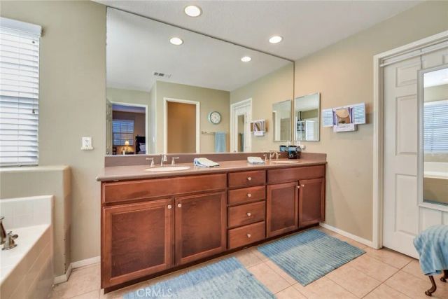 450 Merced Court, Corona, CA 92878