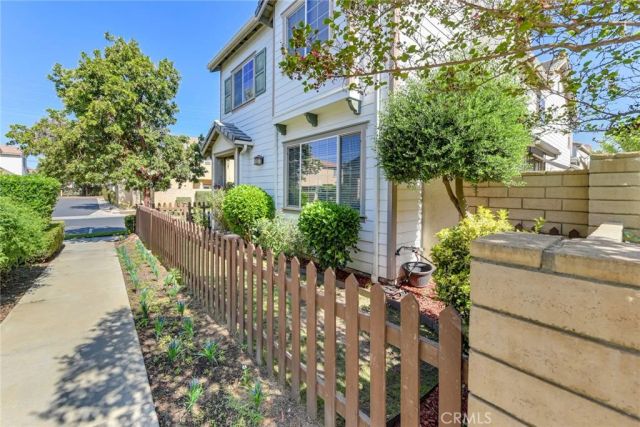450 Merced Court, Corona, CA 92878