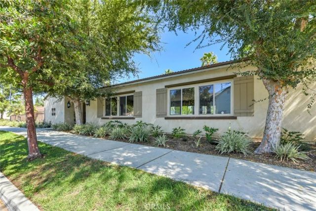 450 Merced Court, Corona, CA 92878