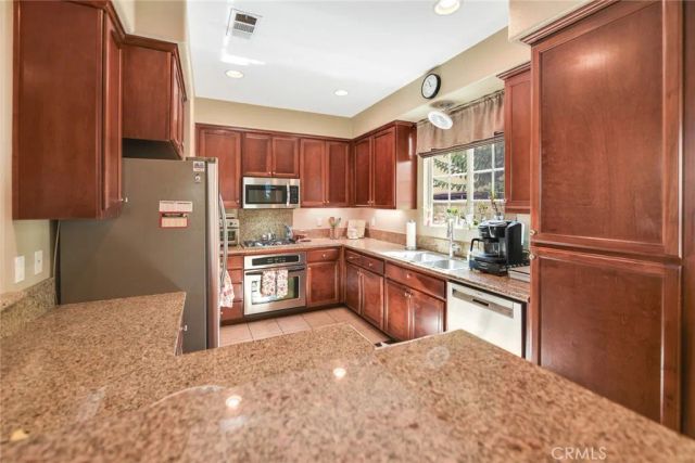 450 Merced Court, Corona, CA 92878