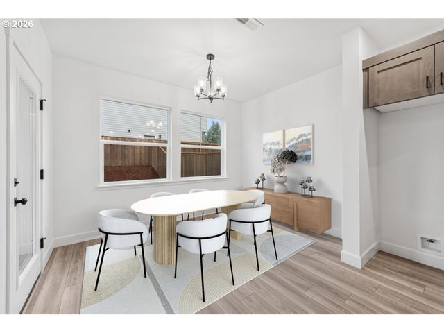 904 Rosebud Ct, Forest Grove, OR 97116