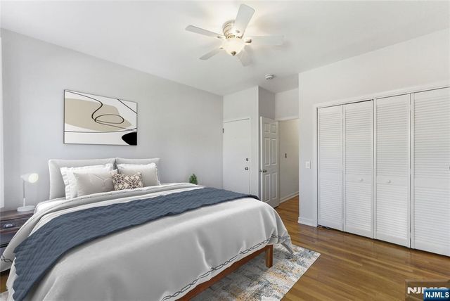 211 14th Street 3R, Hoboken, NJ 07030