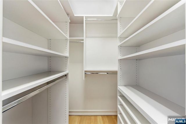 211 14th Street 3R, Hoboken, NJ 07030