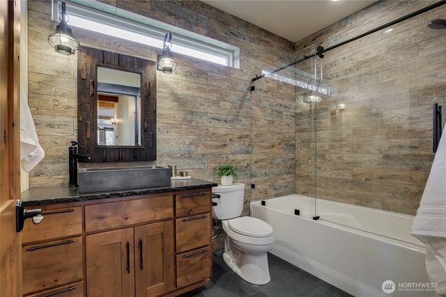 2885 Newell Road, Camano Island, WA 98282