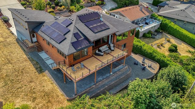 2885 Newell Road, Camano Island, WA 98282