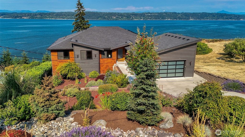 2885 Newell Road, Camano Island, WA 98282