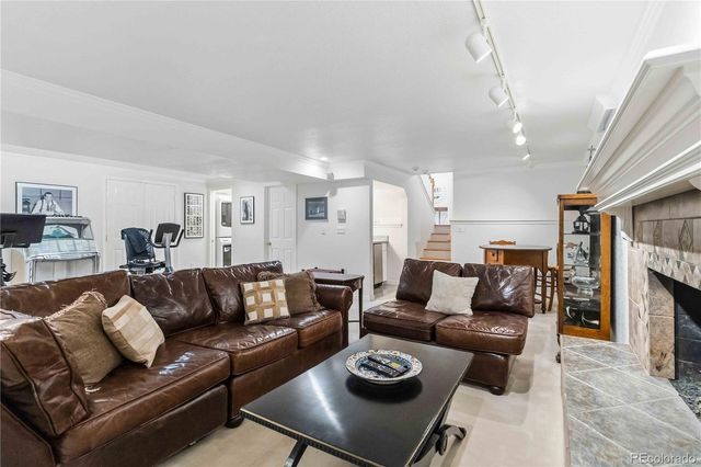 5390 S Krameria Street, Greenwood Village, CO 80111