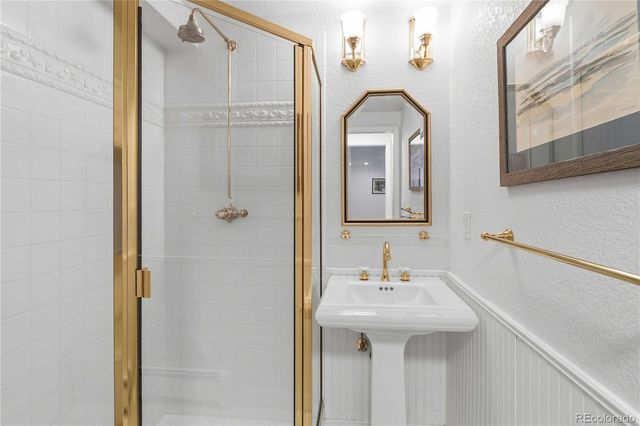 5390 S Krameria Street, Greenwood Village, CO 80111