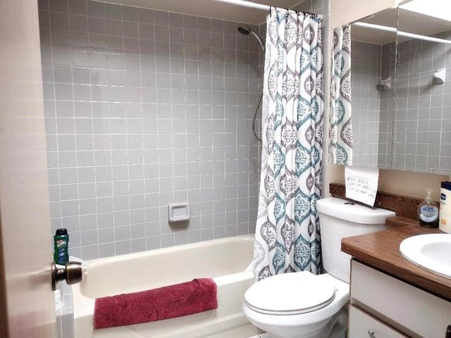 18 PALMYRA LANE, Palm Coast, FL 32164