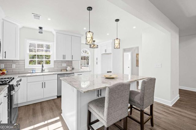 4477 Dobbs Crossing, Marietta, GA 30068