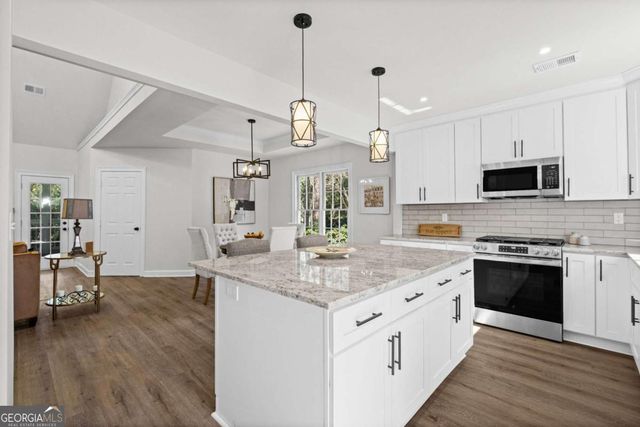 4477 Dobbs Crossing, Marietta, GA 30068