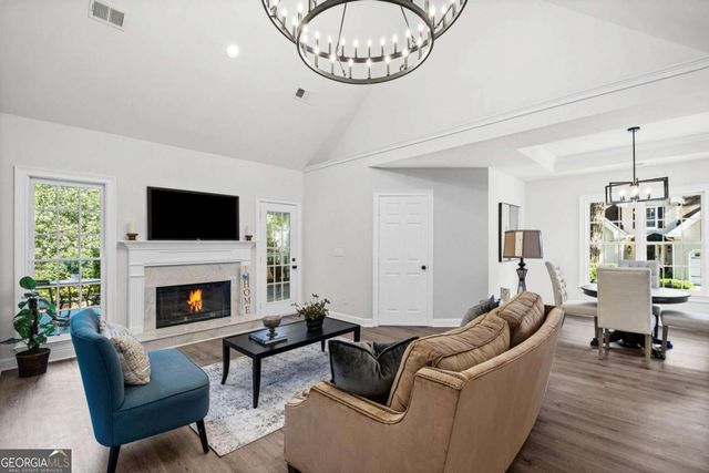 4477 Dobbs Crossing, Marietta, GA 30068