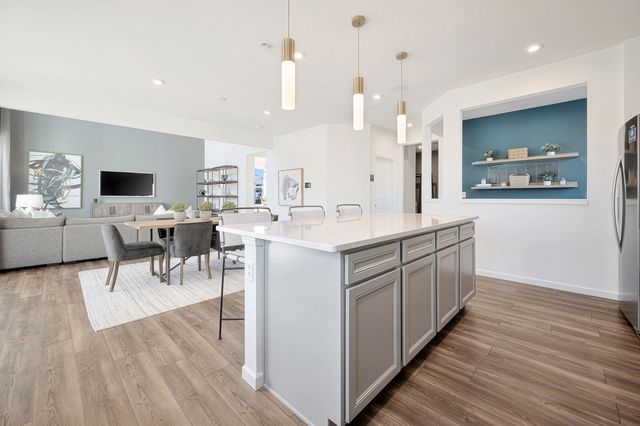 2607 Lawlor Lane, Naperville, IL 60564