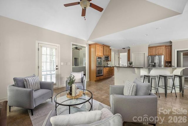 8325 Curico Lane, Charlotte, NC 28227